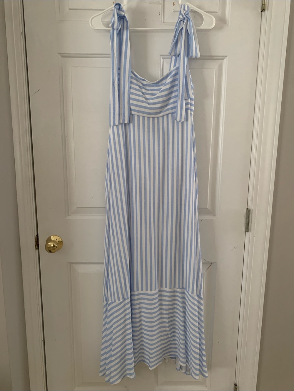 L.A brand blu pepper Light Blue & White Striped Tie-Shoulder long dress